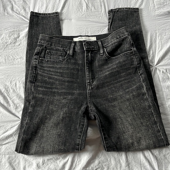 GAP Denim - Gap True Skinny Super High Rise Jeans- Black